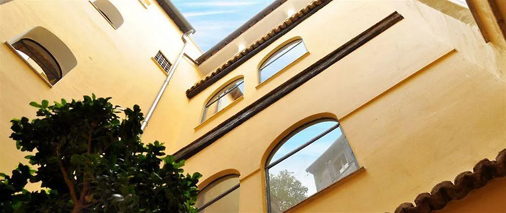 Navona Luxury Apartments Rome Aparthotel