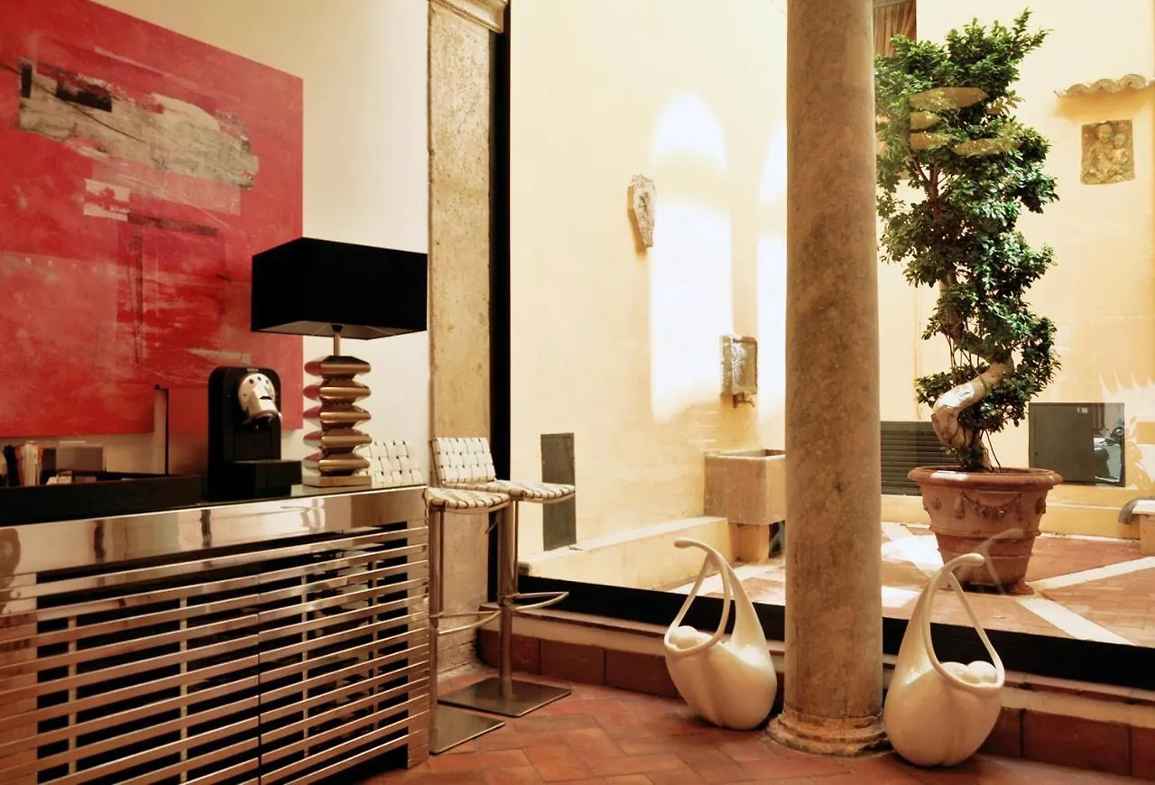 Navona Luxury Apartments Rome Aparthotel