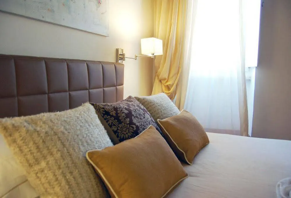 ** Aparthotel Navona Luxury Apartments Rome Italy